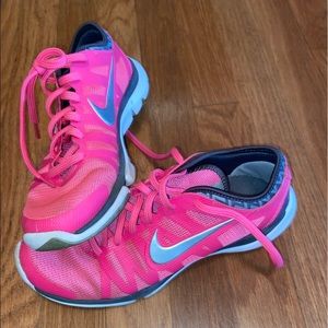 pink nike training sneakers
